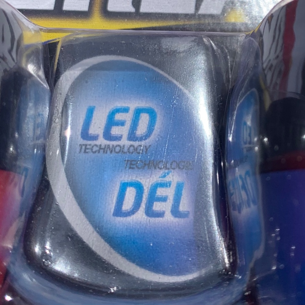 Eveready LED Flashlight 2-Pack - Picture 3 of 4